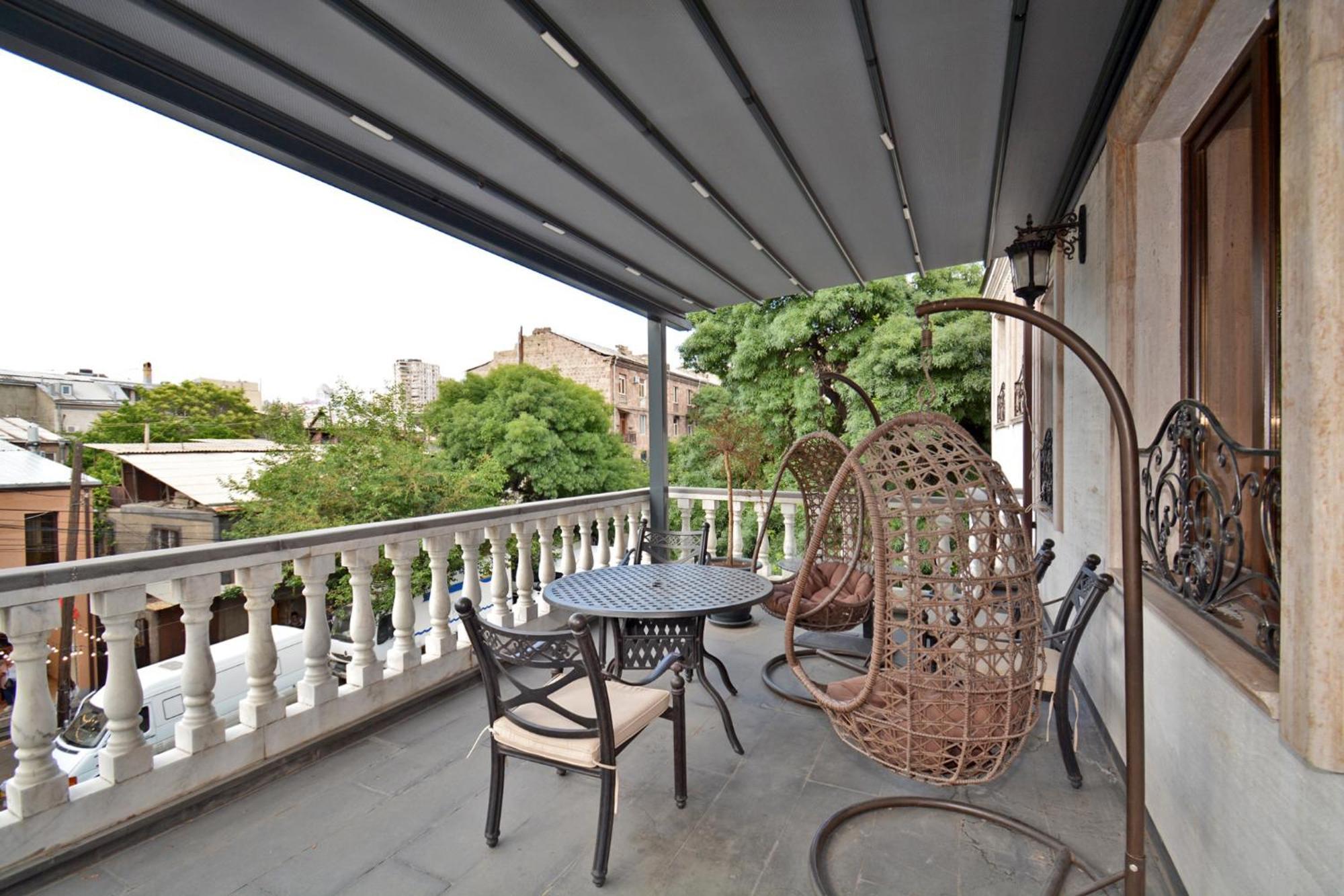 יירבאן Partez Hotel מראה חיצוני תמונה