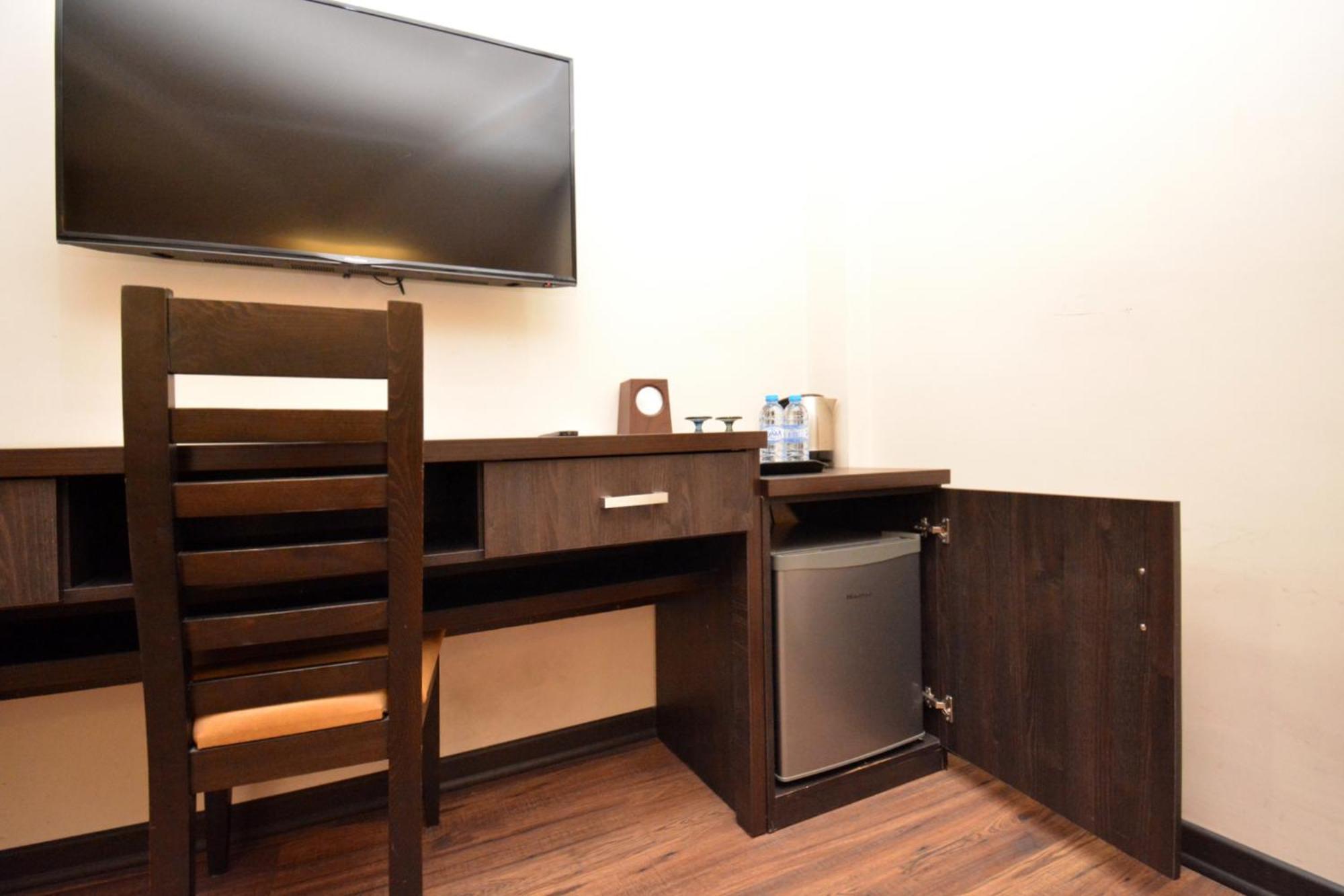 יירבאן Partez Hotel מראה חיצוני תמונה
