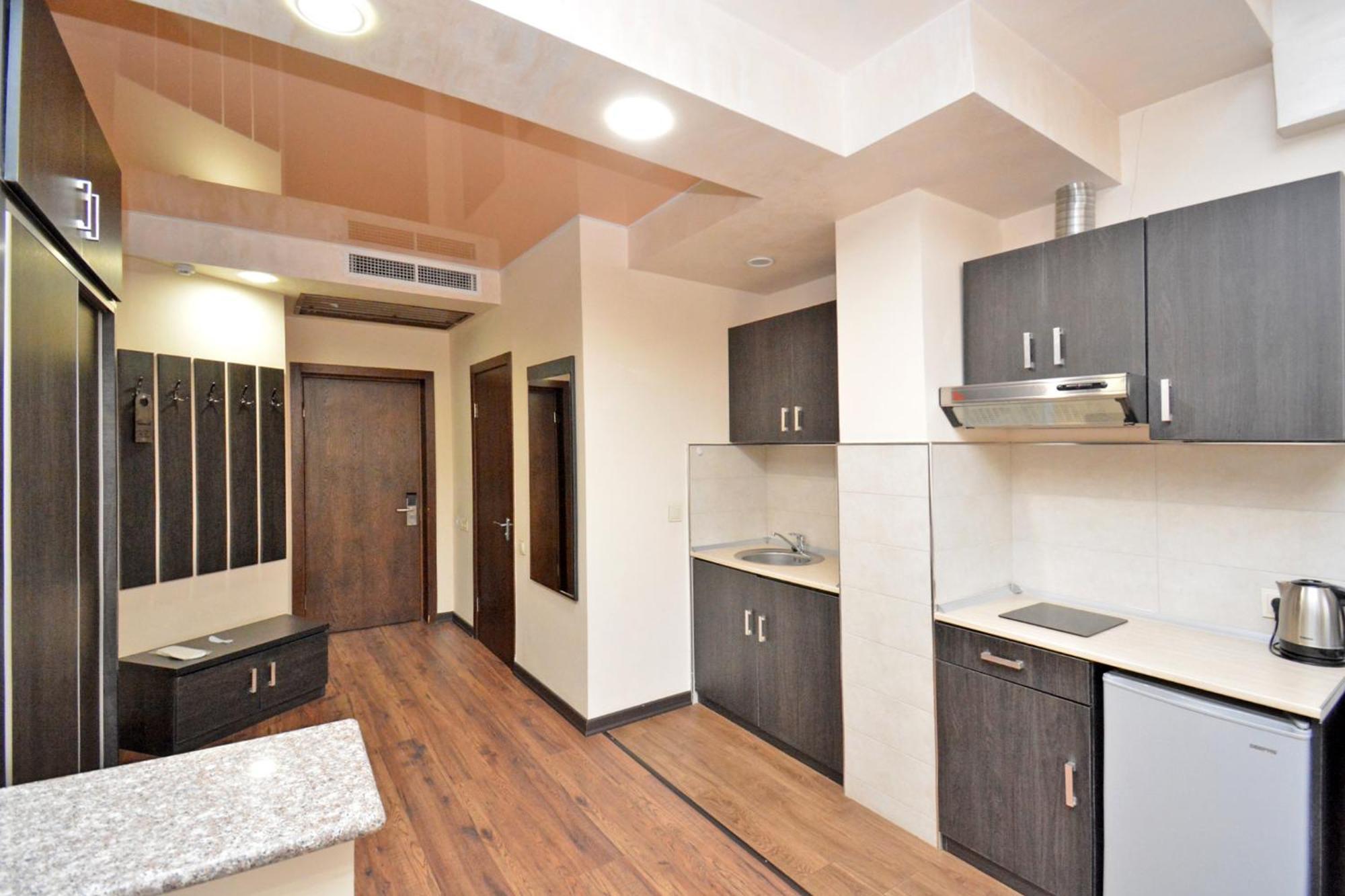יירבאן Partez Hotel מראה חיצוני תמונה